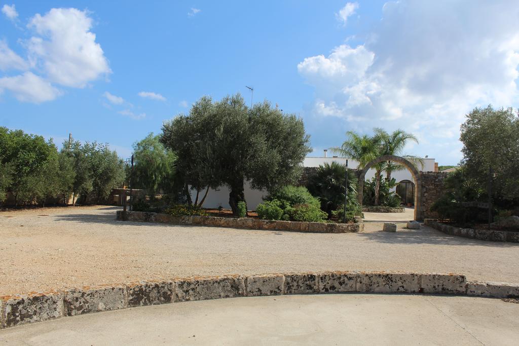 Azienda Agrituristica Masseria La Verna Patu Exterior photo